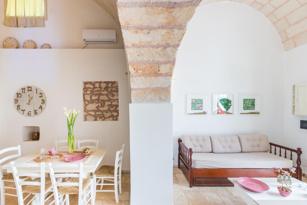 La Corte Della Masseria San Vito dei Normanni Esterno foto
